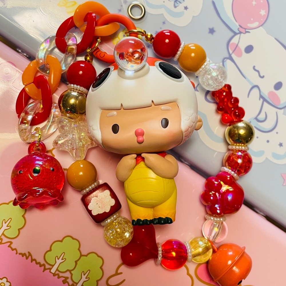 Bettie Lucky Carp Key Beaded Chain/Mobile Phone Charm